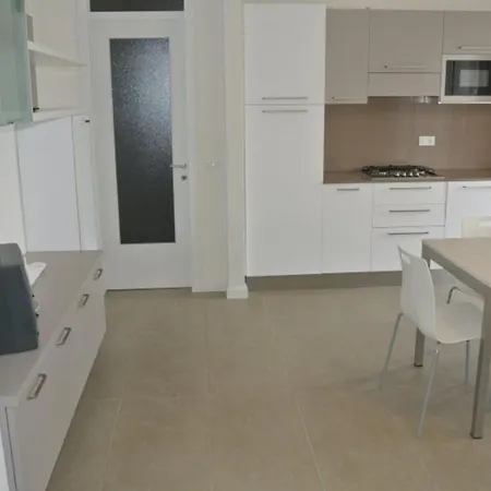 Διαμέρισμα Stylish Pool View Flat With Two Terraces Λινιάνο Σαμπιαντόρο